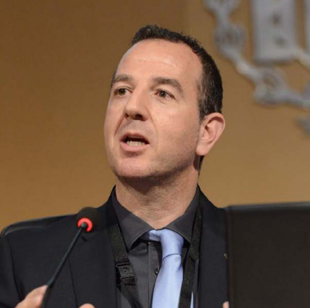 Víctor Almonacid Lamelas