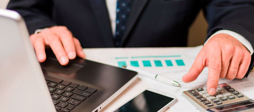 Sistema de facturación electrónica obligatoria entre empresarios y profesionales factur cabecera